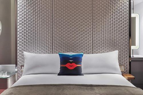 1 king bed