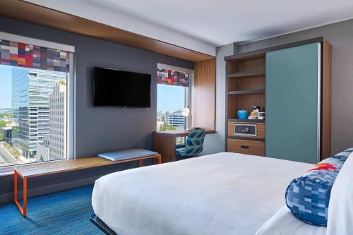 King Room, Guest room, 1 King room in Aloft by Marriott Austin Downtown