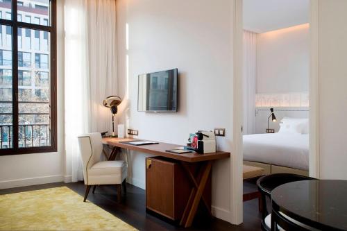 Suite image 6