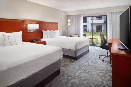 Courtyard by Marriott Atlanta Airport South/Sullivan Road in Atlanta, USA