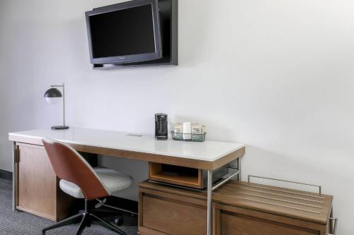 Courtyard by Marriott Boulder Broomfield - image 3