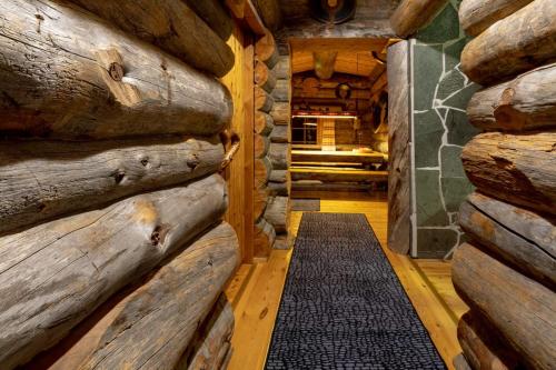 Bear Lodge Yllas in Palovaara