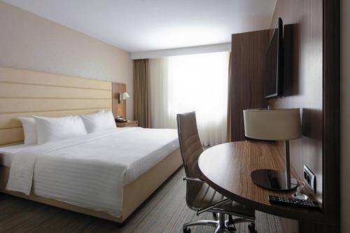 Courtyard by Marriott Belgrade City Center - image 2
