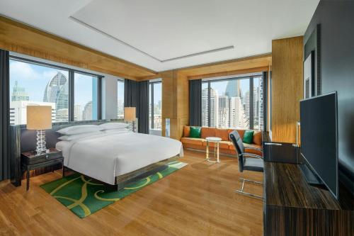 Renaissance Bangkok Ratchaprasong Hotel by Marriott, Бангкок (фото 2)