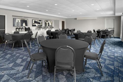 Courtyard by Marriott Charleston Summerville - image 6