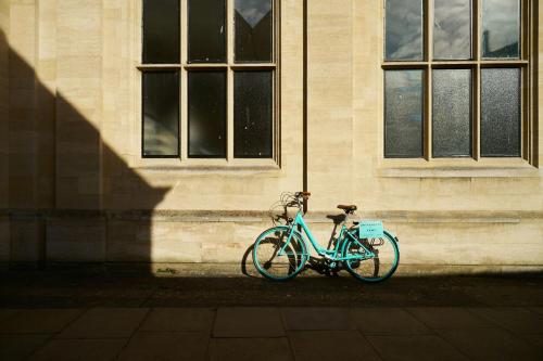 University Arms Autograph Collection - image 12