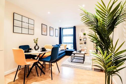 Stunning Canary Wharf Flat-5 mins from tube station, London (photo 8)