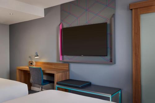 Aloft Birmingham Eastside - image 2