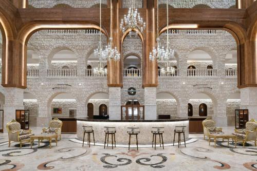 Bar/ Salón, Al Samriya, Doha, Autograph Collection in Ar Rayyan