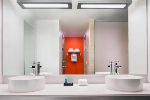 Aloft Fort Worth Downtown - image 7