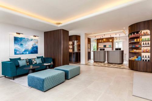 Courtyard by Marriott Hamburg Airport - main image