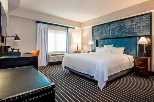 Courtyard by Marriott Boston Brookline - image 6