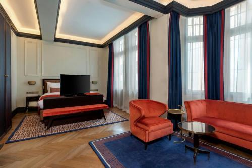 room detail thumbnail 1