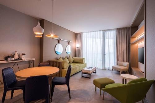 643121816 Paragraph Resort & Spa Shekvetili, Autograph Collection