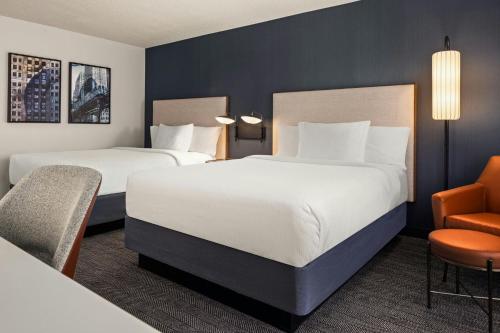 Double Suite with Two Double Beds and Sofa Bed image 3