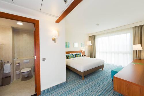 Courtyard By Marriott Brussels - image 4