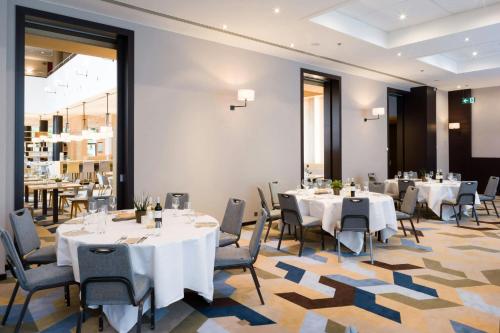 Courtyard By Marriott Brussels - image 9