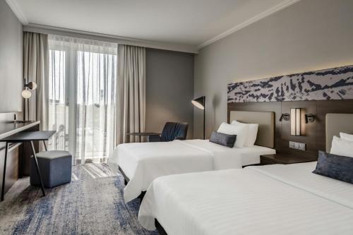 2 twin beds