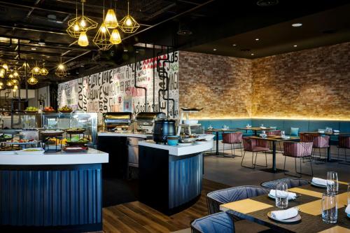Aloft by Marriott Dubai Airport photo 4
