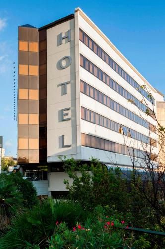 AC Hotel Genova - image 2