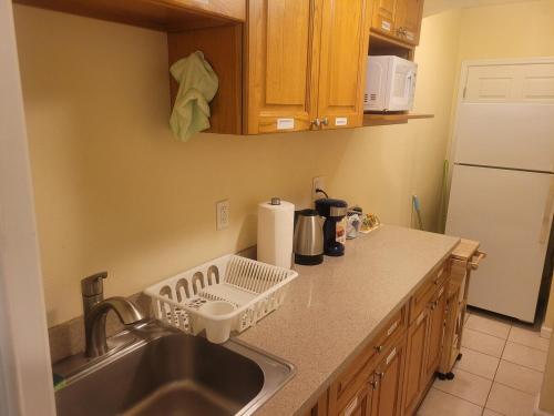 Two bedrooms with private bathrooms by Golden Gate Park & Ocean Beach in Richmond District