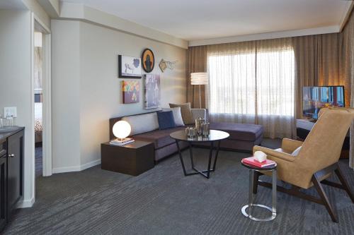 643135596 The Worthington Renaissance Fort Worth Hotel