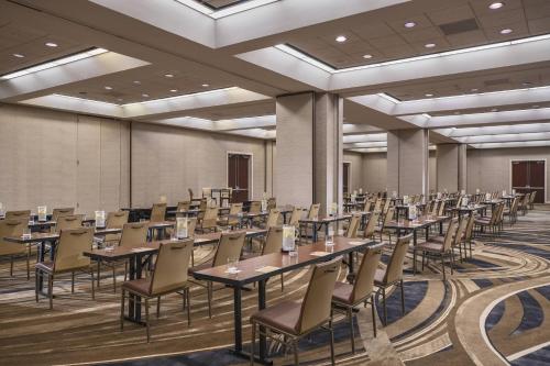 643136061 The Worthington Renaissance Fort Worth Hotel