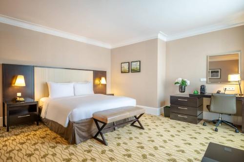 Renaissance Brussels Hotel, Брюссель (фото 9)