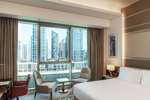 Renaissance Business Bay Hotel, Dubai, Dubai (photo 2)