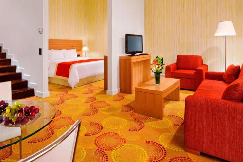 Courtyard by Marriott Budapest City Center - image 5