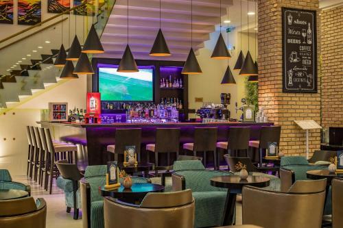 Courtyard by Marriott Budapest City Center - image 6