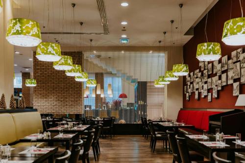 Courtyard by Marriott Budapest City Center - image 11