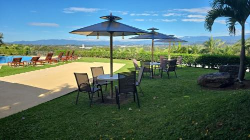 花園, Apartamento en condominio Avalon Country Club,Santa Ana, 4 personas, terraza, restaurante, piscina,  in 聖安娜