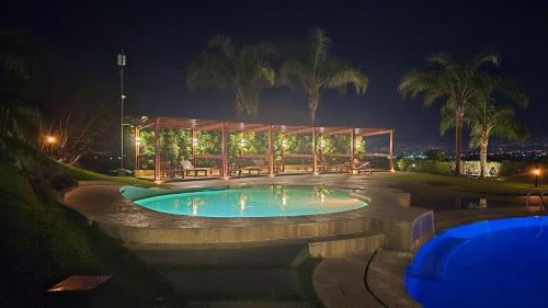 景觀, Apartamento en condominio Avalon Country Club,Santa Ana, 4 personas, terraza, restaurante, piscina,  in 聖安娜