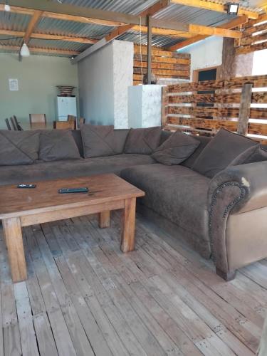 Sunshinevibe guest house in カサネ