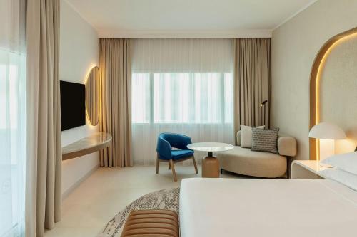 room detail thumbnail 1