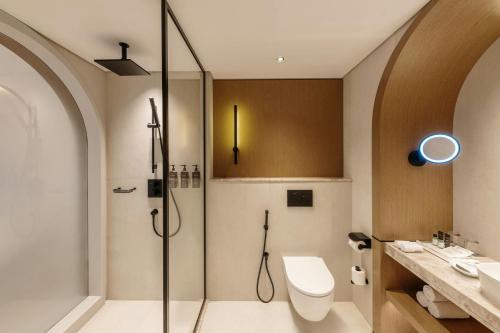 room detail thumbnail 2