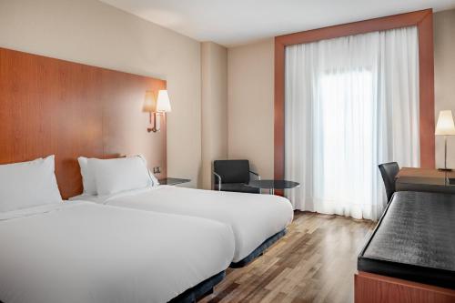 AC Hotel Badajoz - main image