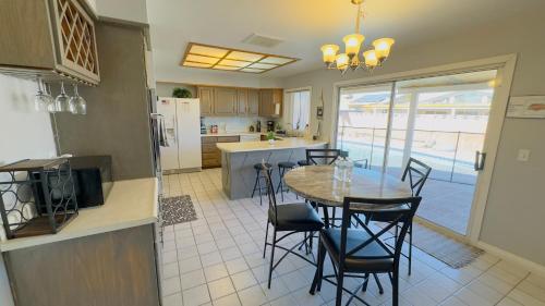 Molino 3 bedroom 2 bath with pool, Las Vegas (photo 10)