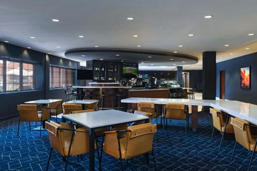 Courtyard by Marriott Scottsdale Old Town - image 13