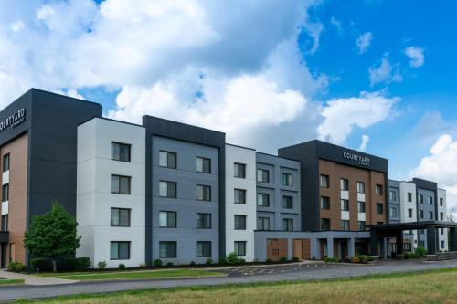 Courtyard by Marriott Buffalo Amherst/University in Amherst, USA