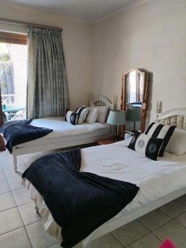 Lagoon Breeze Guest House Room Type - Twin Room