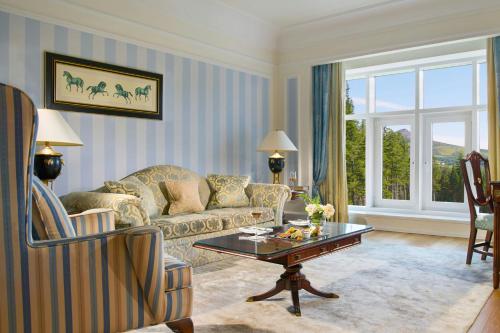 Powerscourt Hotel Autograph Collection - image 12