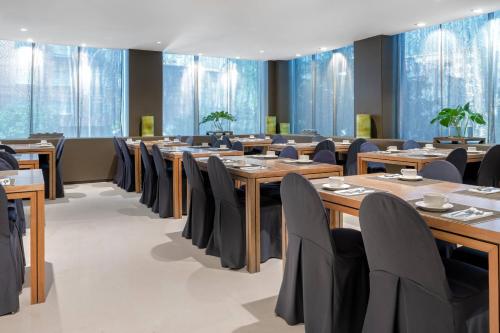 AC Hotel La Rioja - image 4