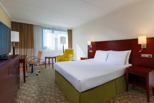 Courtyard by Marriott Düsseldorf Seestern - image 12