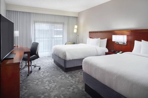1 queen bed