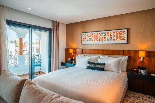 Balcó/terrassa, BRĂAT Hôtel (BRAAT Hotel) in Rabat