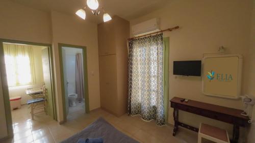 Elia Studios, Città di Egina (foto 3)