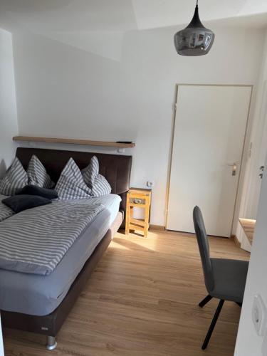 One-Bedroom Apartment image 10