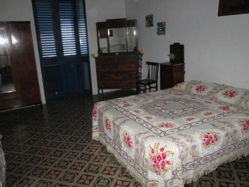 Pomelia, Città di Lipari (foto 9)
